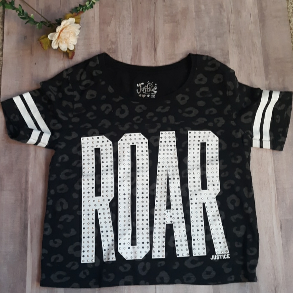 Shirt with silver and white writing